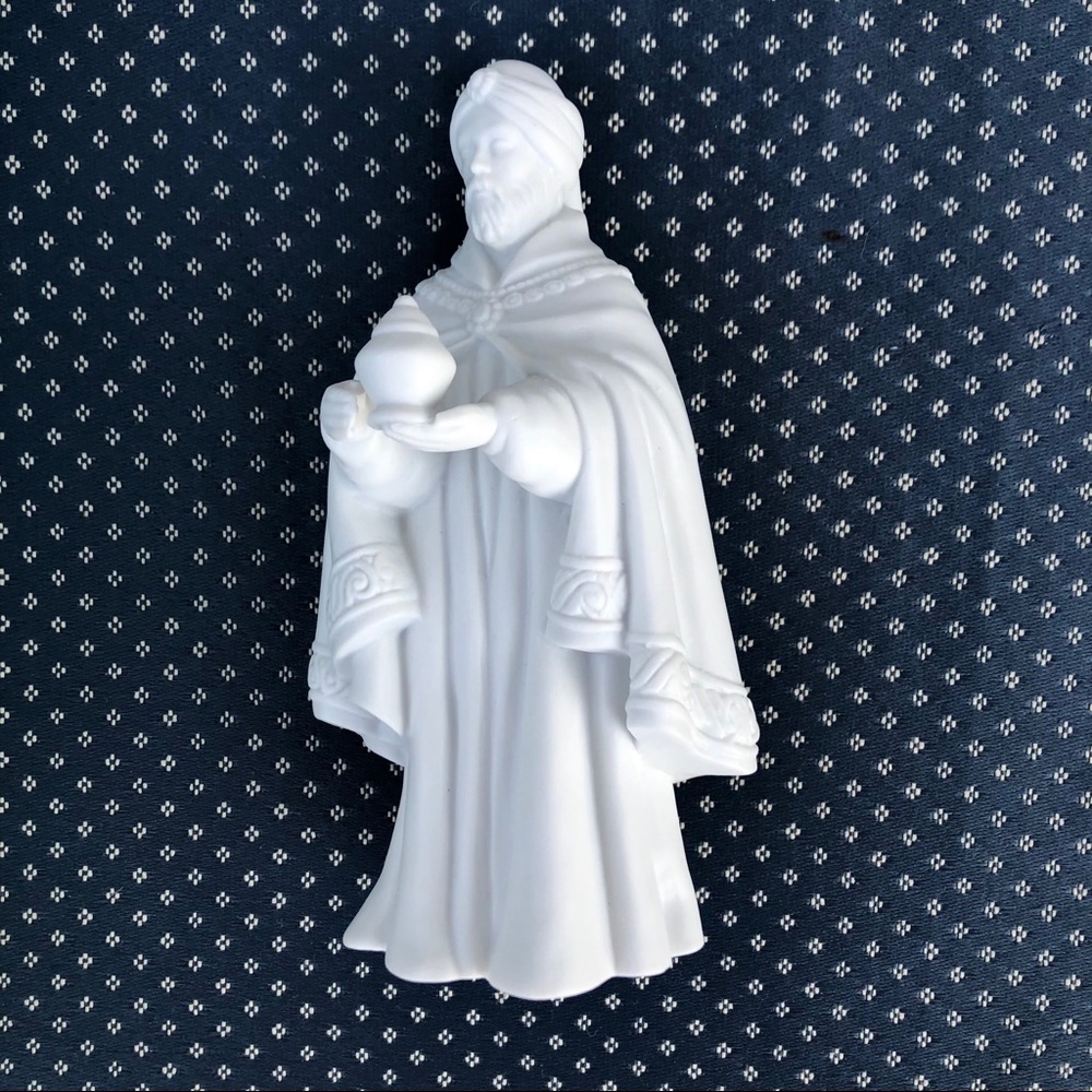 Vintage Avon Nativity Collection -Magi Figure.